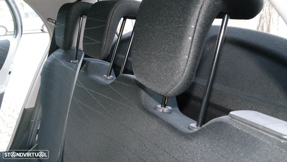 Toyota Yaris 1.0 VVT-i Comfort+AC+VSC - 51