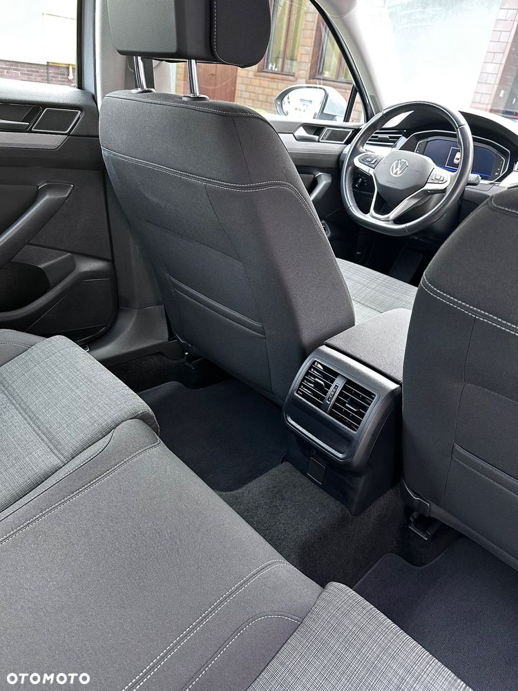 Volkswagen Passat ver-1-5-tsi-evo-elegance-dsg - 30