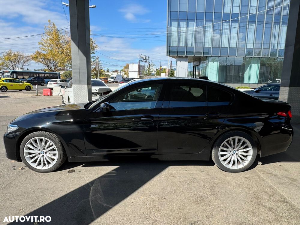 BMW Seria 5 540i xDrive Aut. Luxury Line - 7