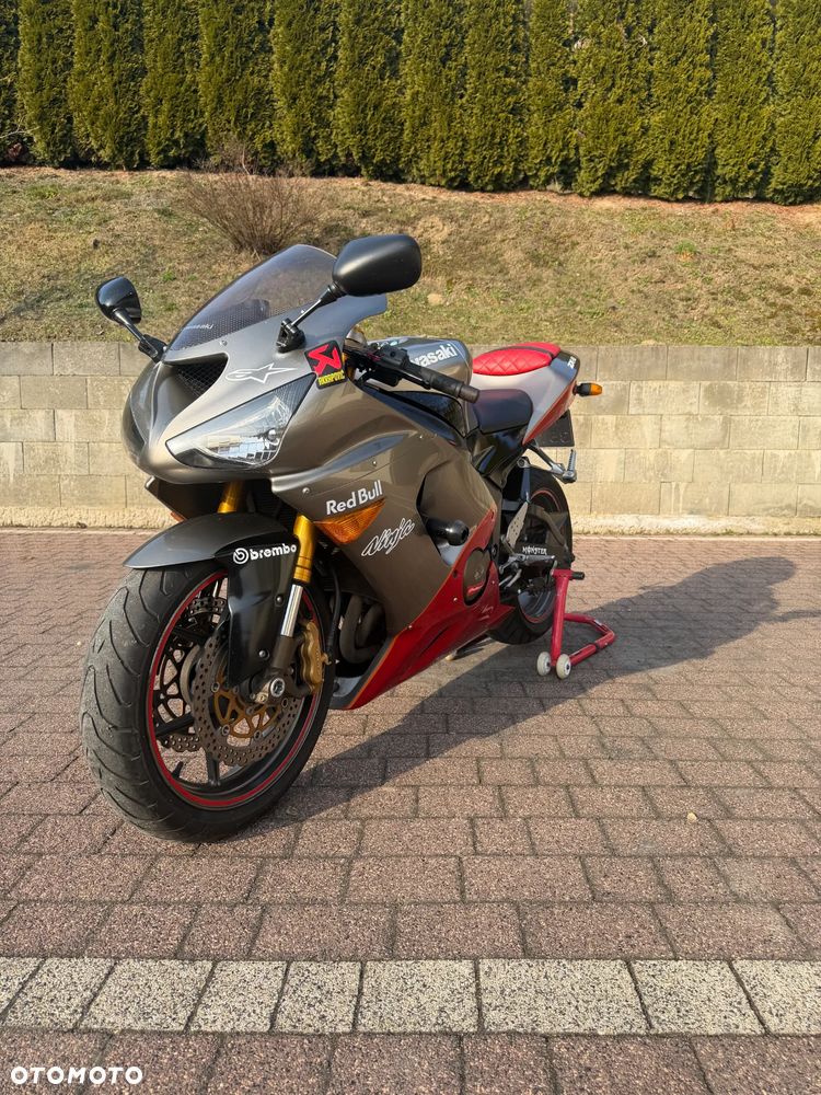 Kawasaki ZX - 2