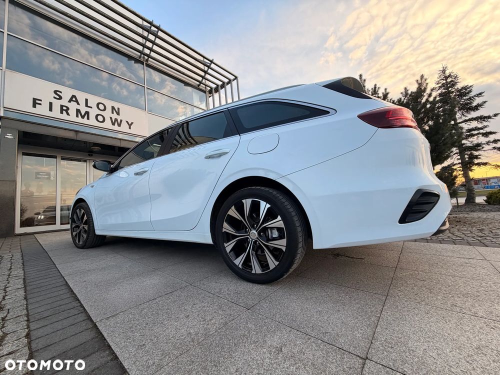 Kia Ceed 1.6 CRDi DCT Spirit - 28