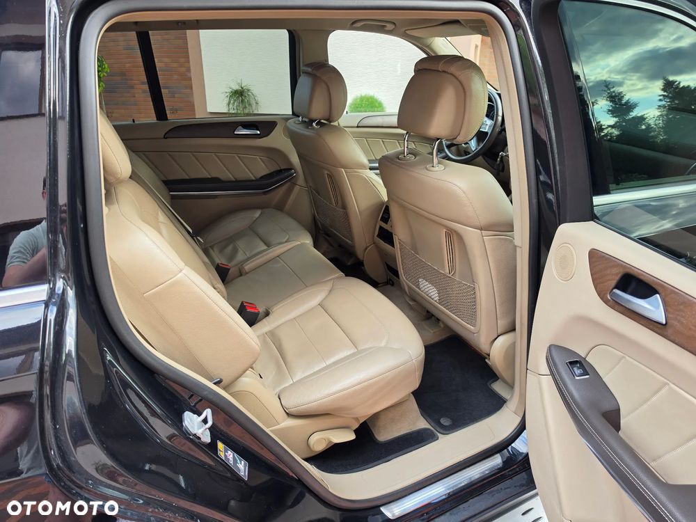 Mercedes-Benz GL 350 BlueTEC 4-Matic - 13