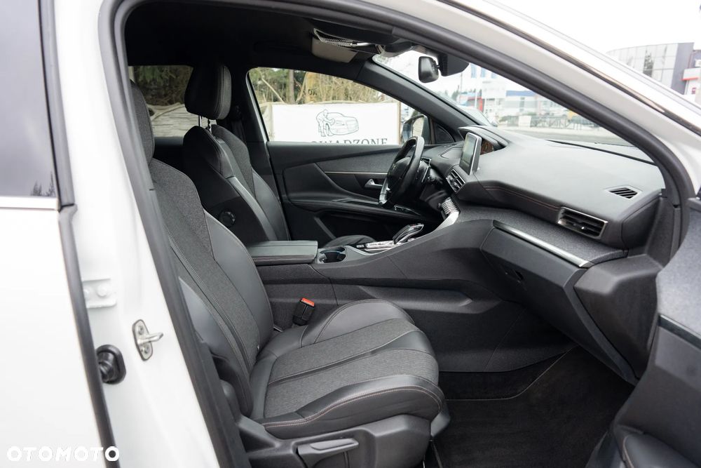 Peugeot 3008 THP 165 EAT6 Stop & Start Allure - 24