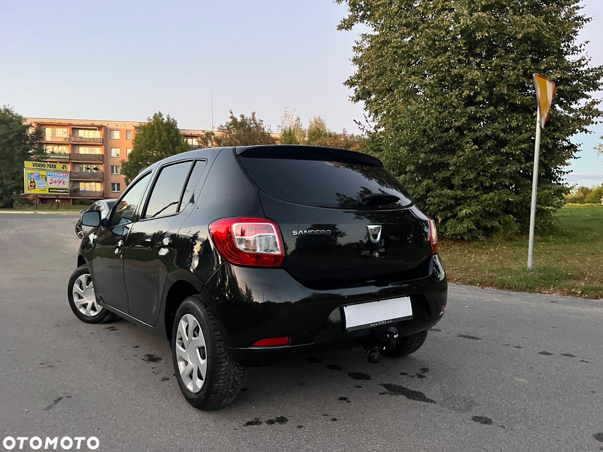 Dacia Sandero 0.9 TCe SL Blackline - 11