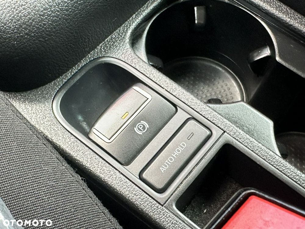 Volkswagen Tiguan 2.0 TDI DPF BlueMotion Technology Sport & Style - 28