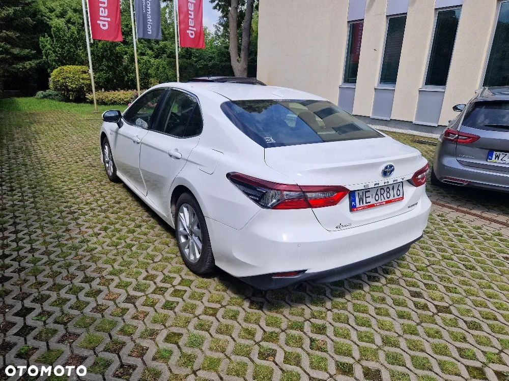 Toyota Camry 2.5 Hybrid Comfort CVT - 4