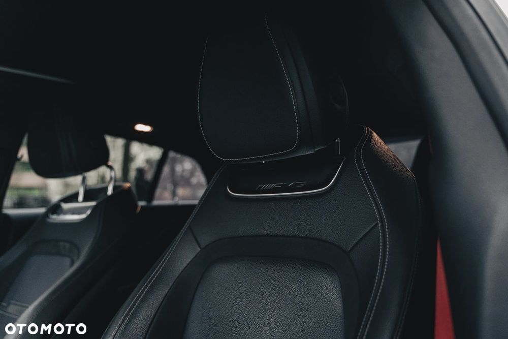 Mercedes-Benz AMG GT 53 4Matic+ 4D Speedshift TCT 9G - 33