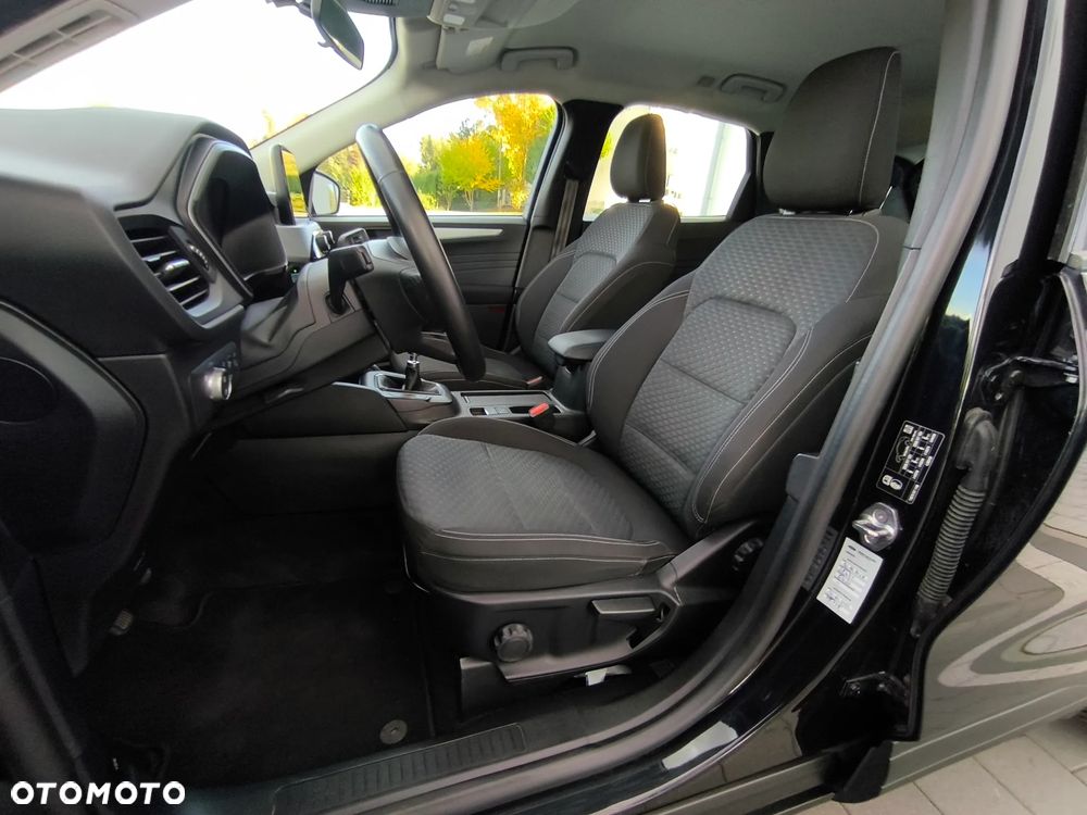 Ford Kuga - 16