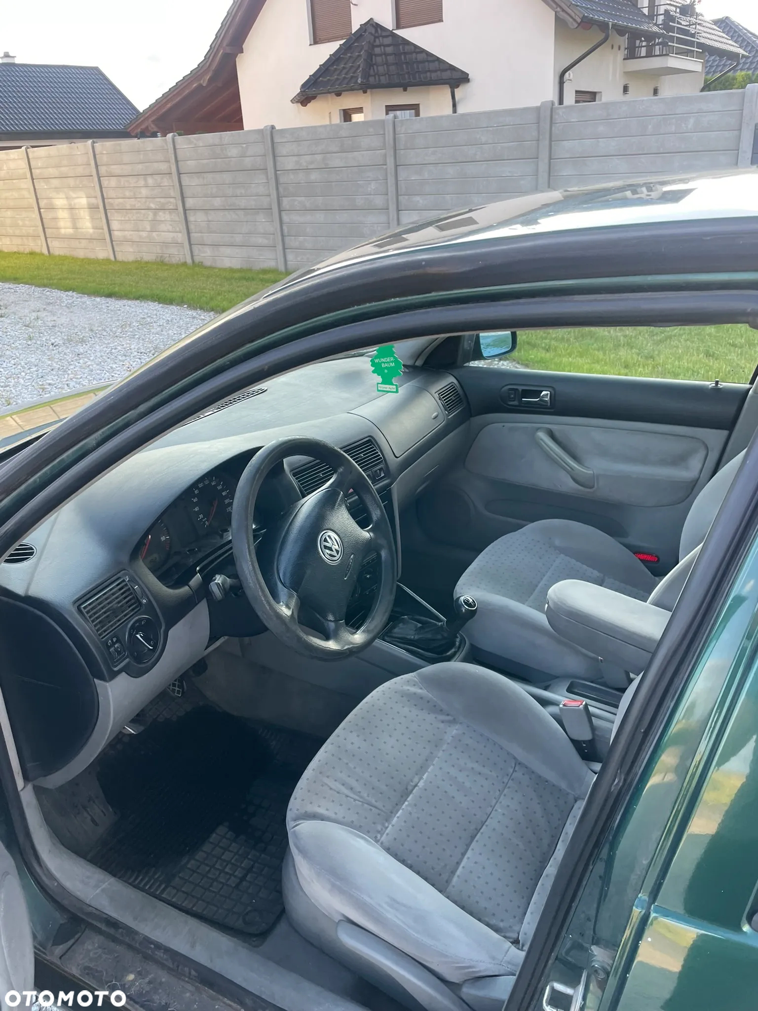 Volkswagen Golf 1.9 TDI - 8