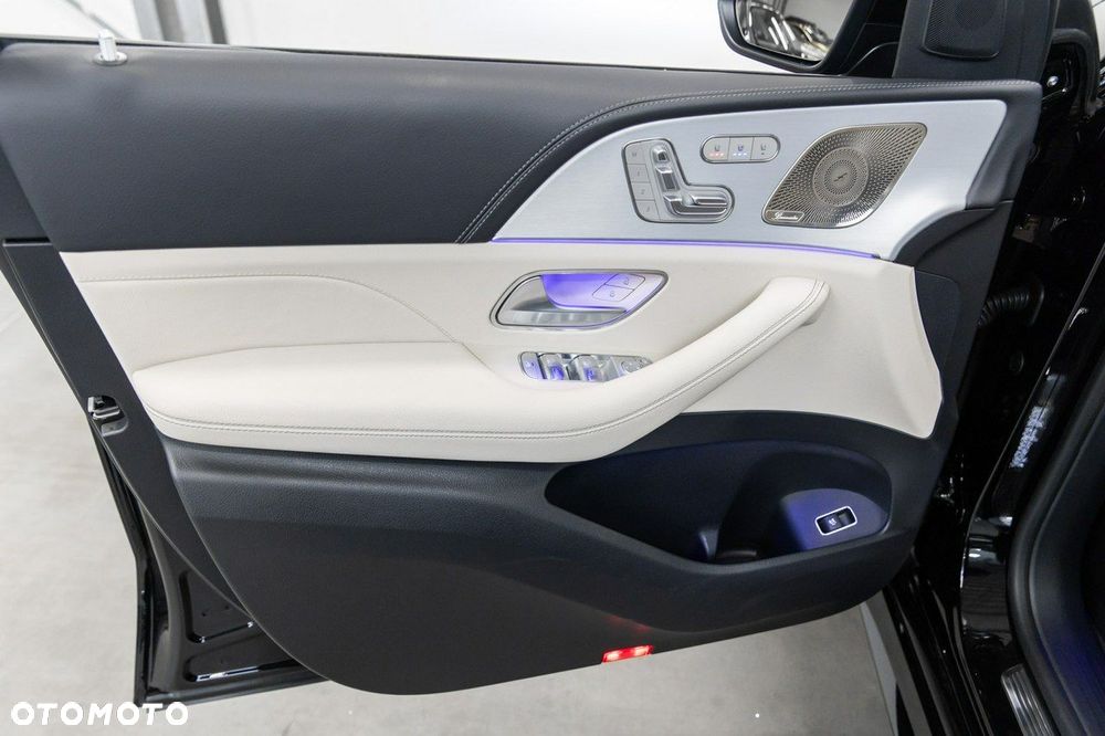 Mercedes-Benz GLE - 26