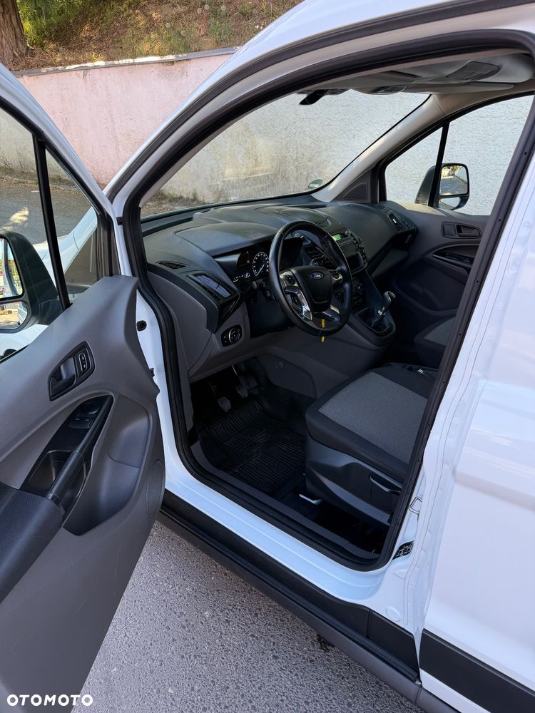 Ford Transit Connect - 10