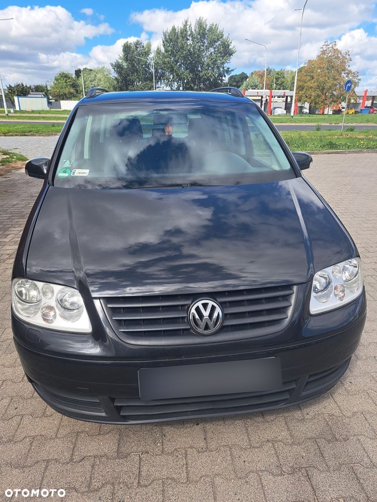 Volkswagen Touran 1.9 TDI Highline - 1