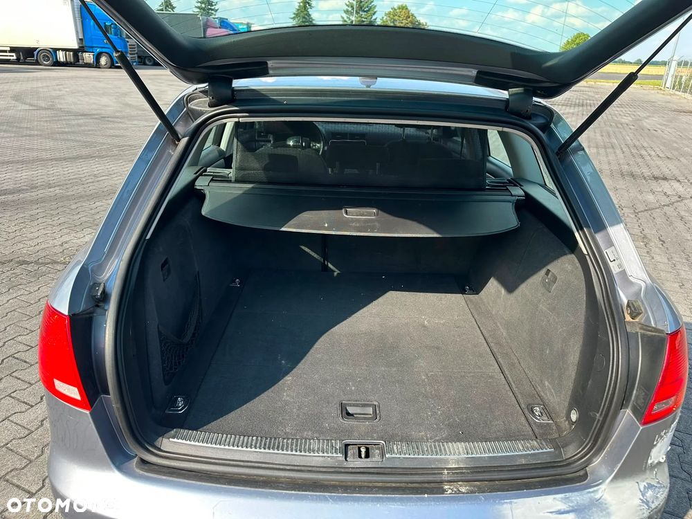 Audi A4 Avant 2.0 TDI - 6
