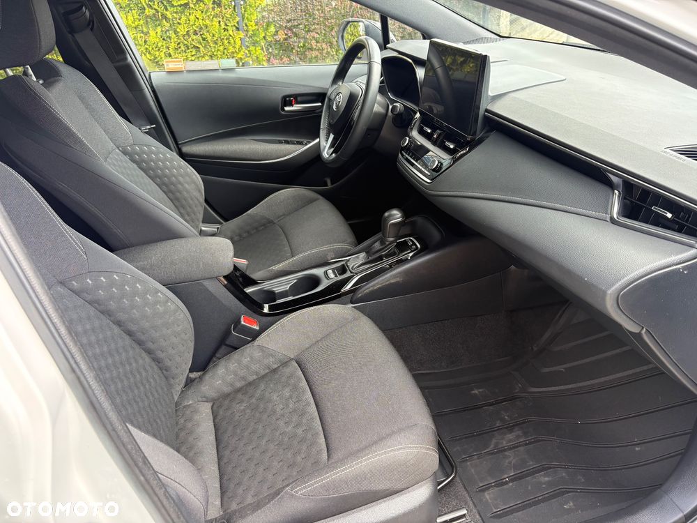 Toyota Corolla - 9