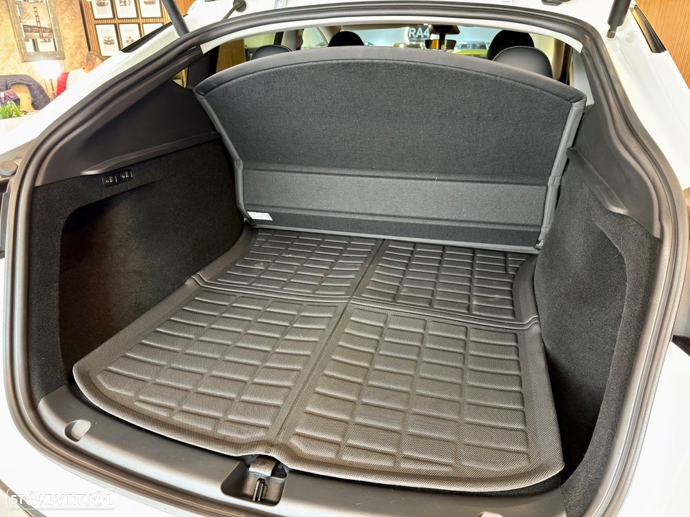 Tesla Model Y Tração Traseira - 17