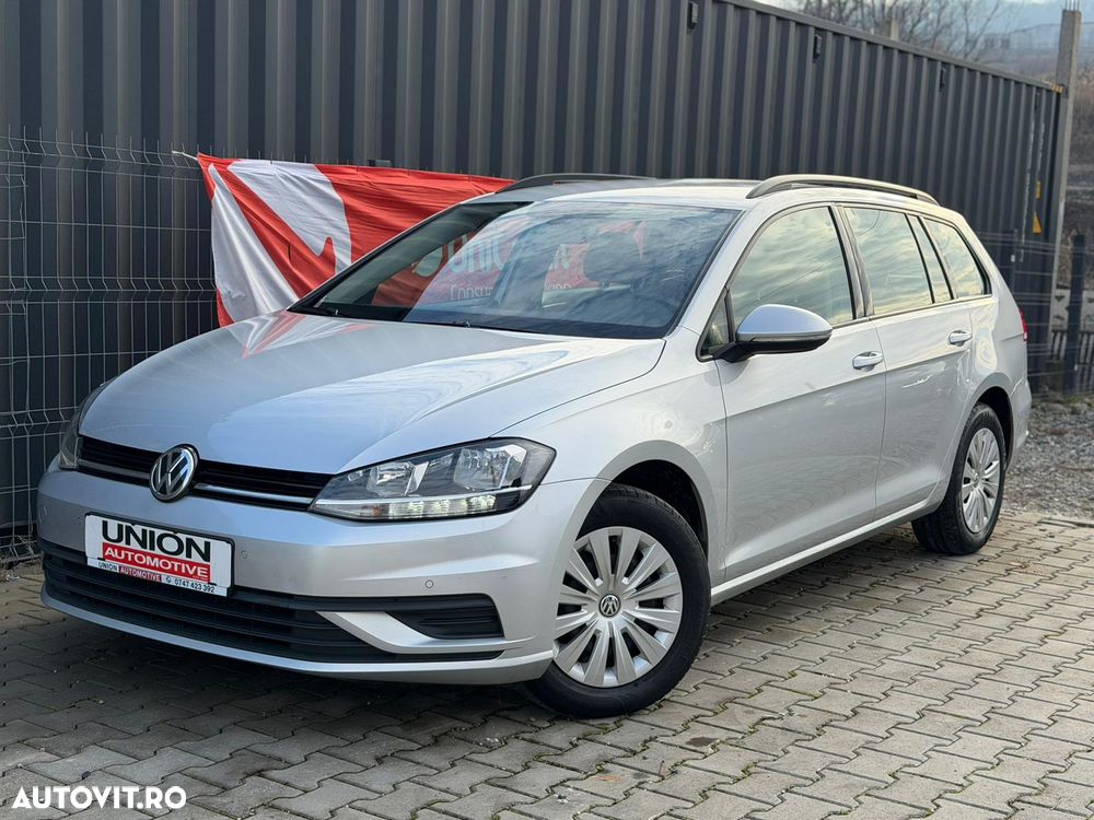 Volkswagen Golf 1.6 TDI SCR Comfortline - 1