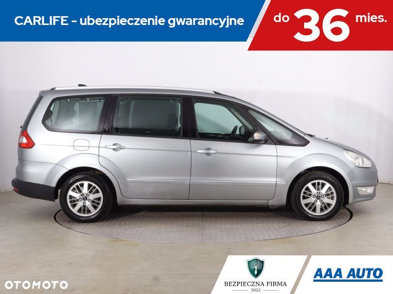 Ford Galaxy - 8