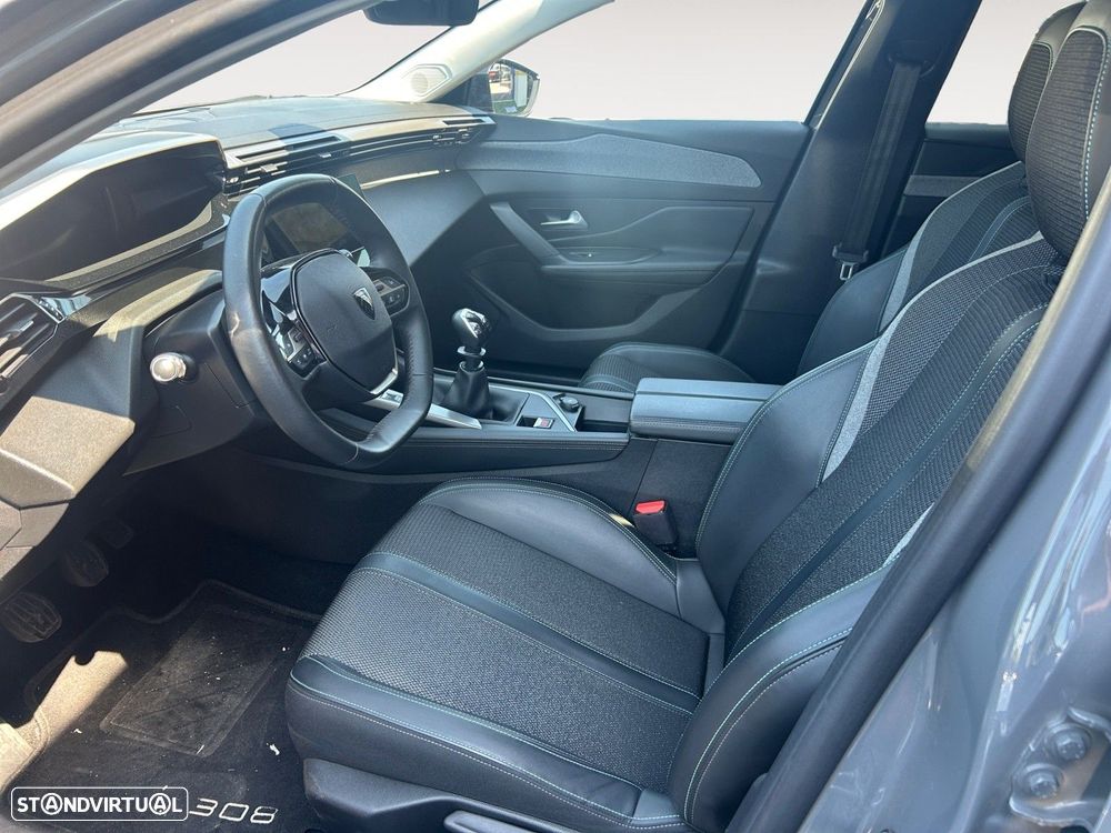 Peugeot 308 1.2 PureTech Allure - 9