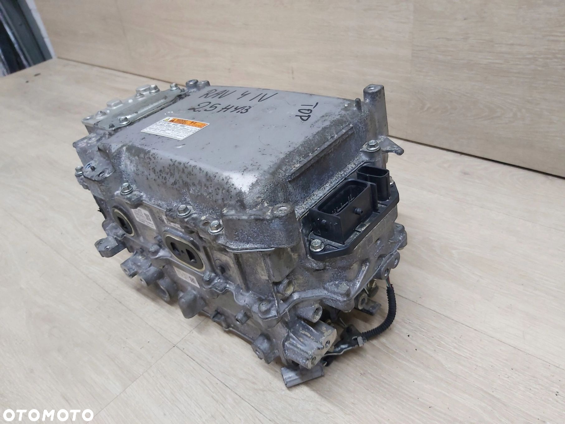 Toyota Rav4 IV 2013-2018 konwenter falownik inwenter 2,5 hyb G9200-42010 - 3