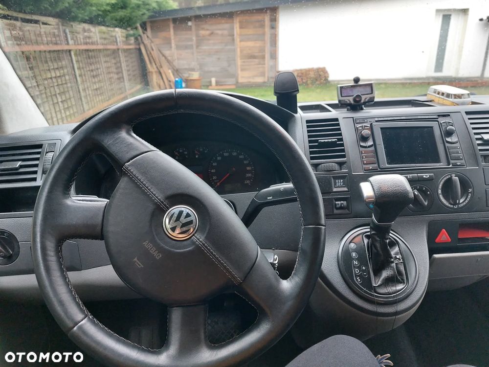 Volkswagen Transporter - 4