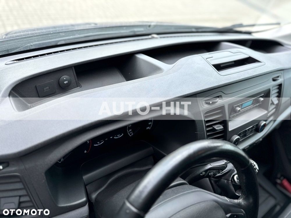 Ford Transit - 26