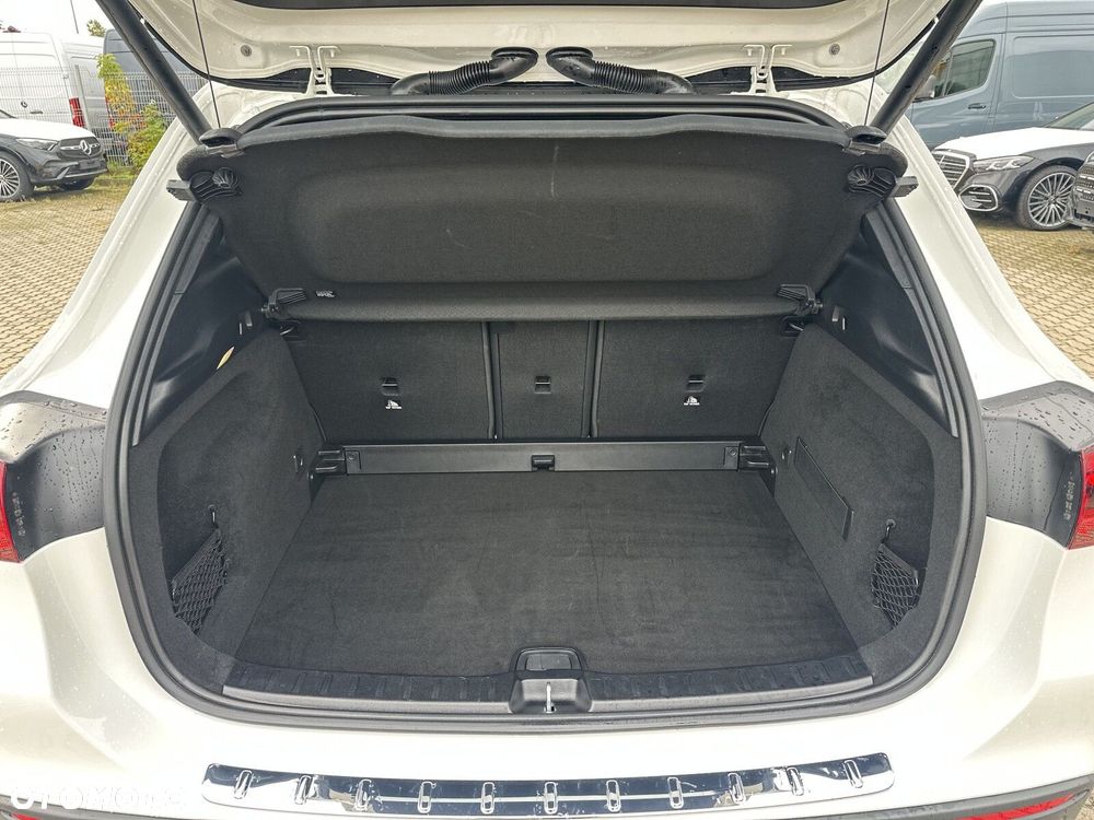 Mercedes-Benz GLA 200 AMG Line - 13