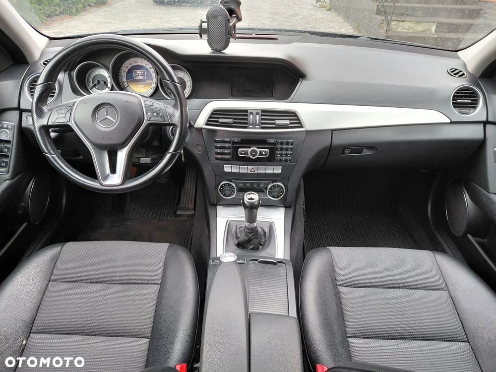 Mercedes-Benz Klasa C 180 BlueEFFICIENCY - 10