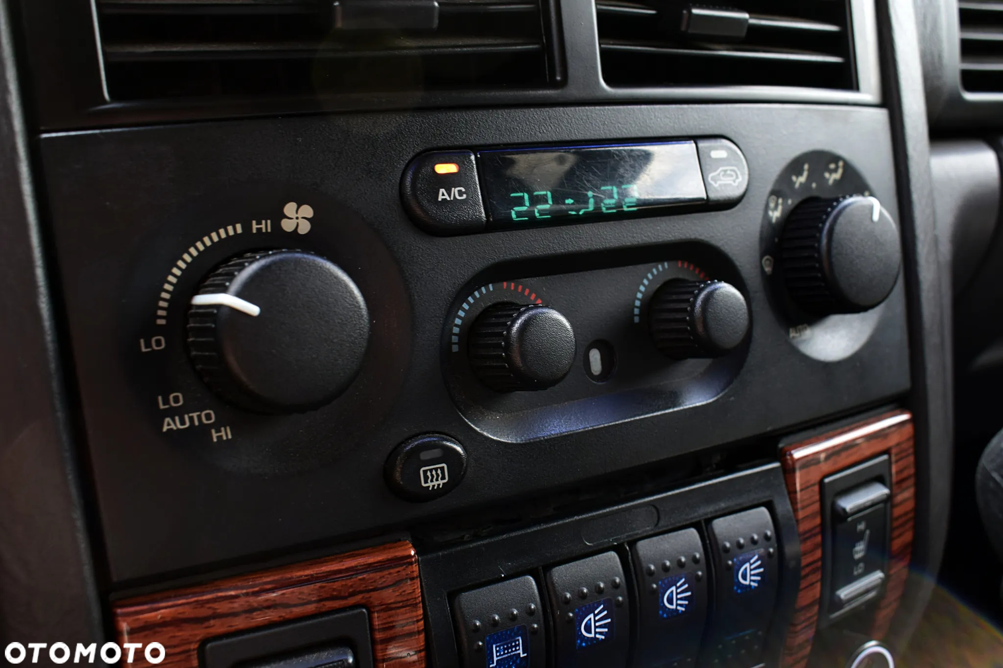 Jeep Grand Cherokee 4.7 Overland - 13