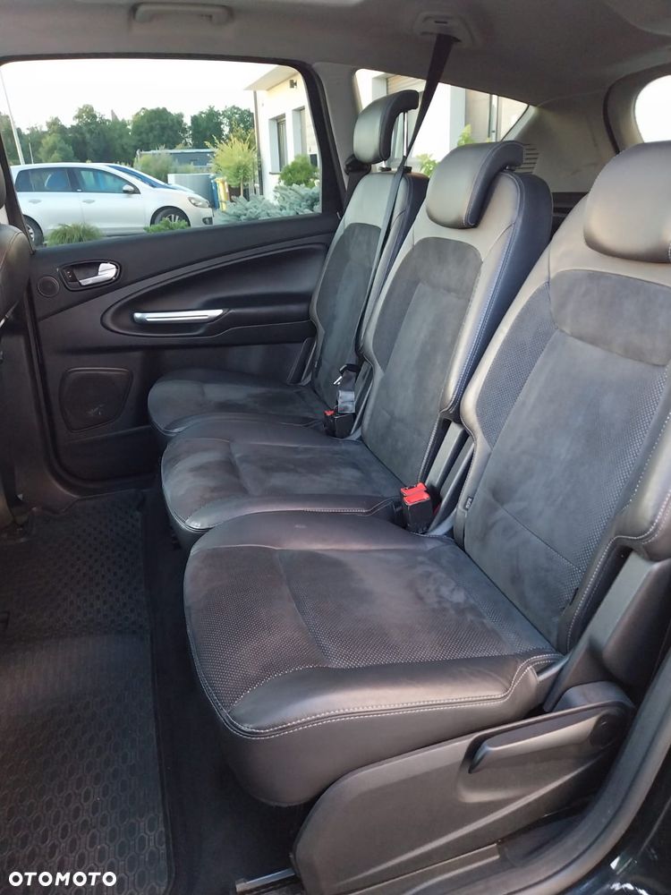 Ford S-Max 2.0 TDCi Titanium - 30