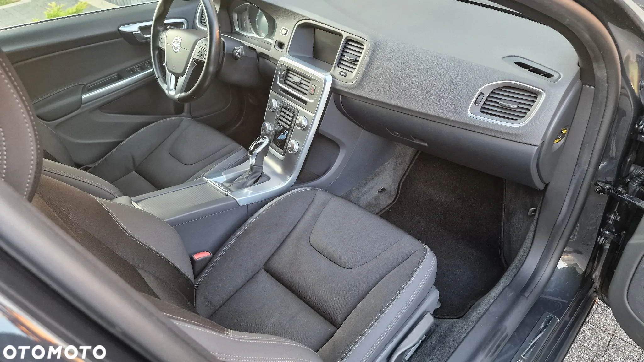 Volvo V60 D4 Drive-E Summum - 26
