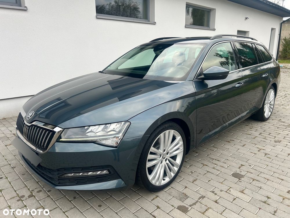 Skoda Superb 2.0 TDI DSG Ambition - 1