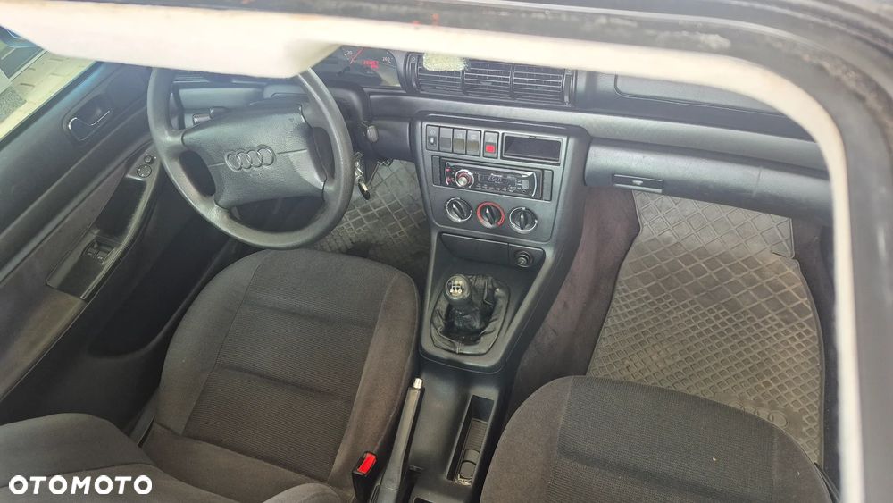 Audi A4 Limousine 1.8 - 29