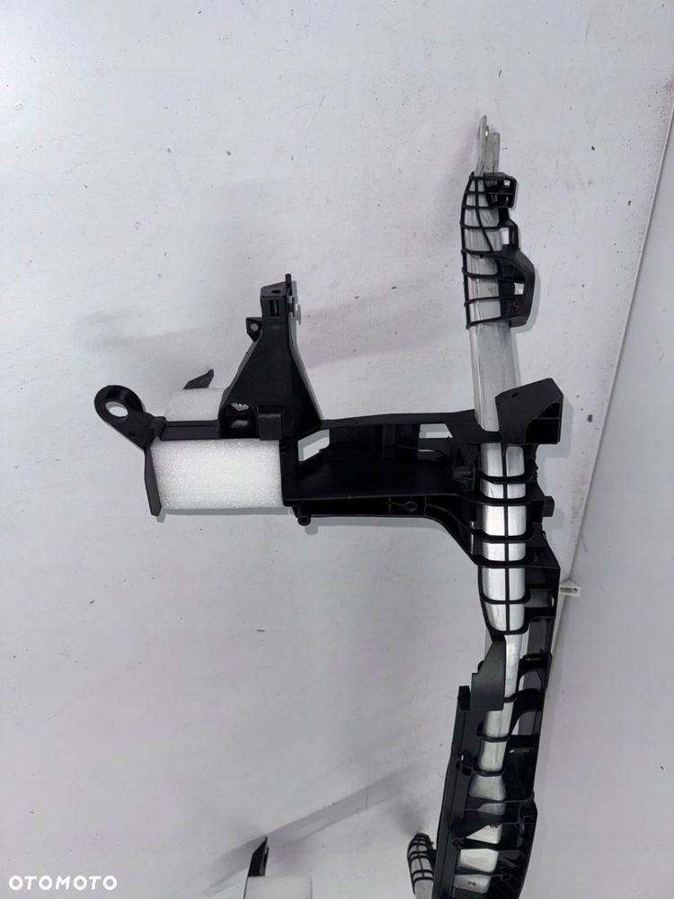 PAS PRZEDNI MERCEDES A KLASA W176 CLA C117 W117 GLA X156 W156 B KLASA W246 - 2