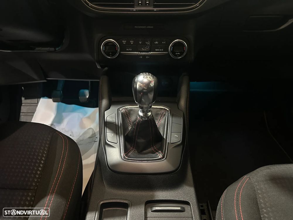 Ford Kuga 1.5 EcoBoost ST-Line - 10