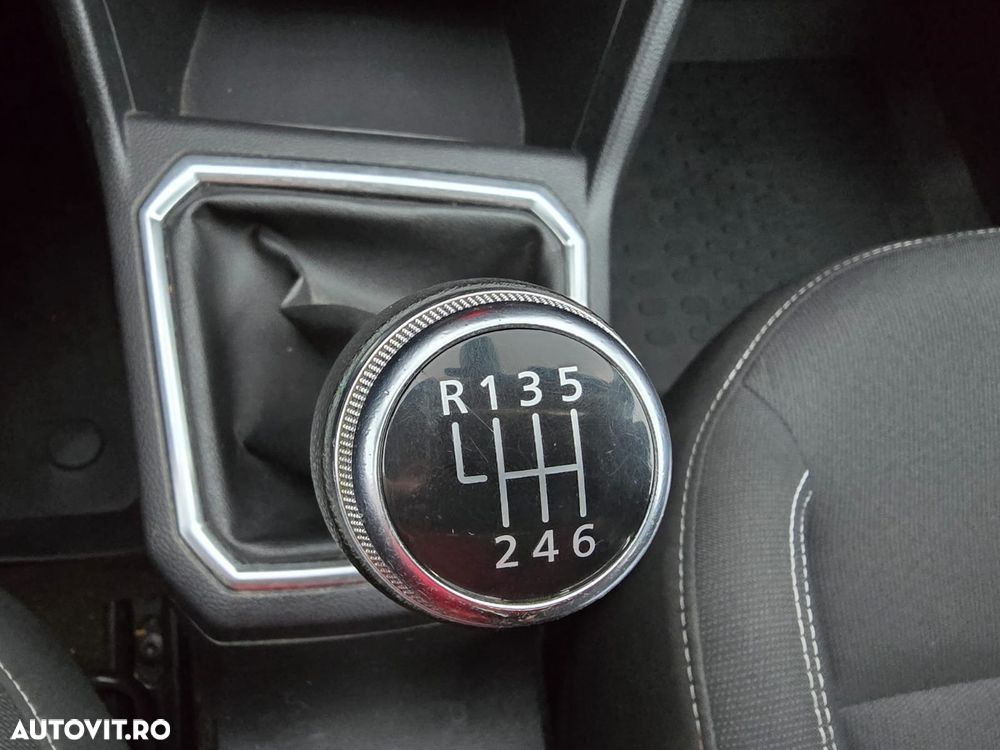 Dacia Logan TCe 90 MT6 Prestige - 23