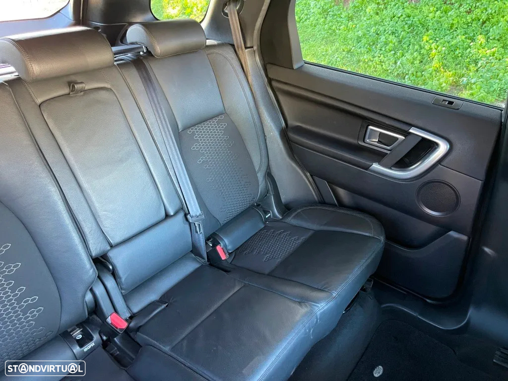 Land Rover Discovery Sport 2.0 TD4 HSE Luxury - 39