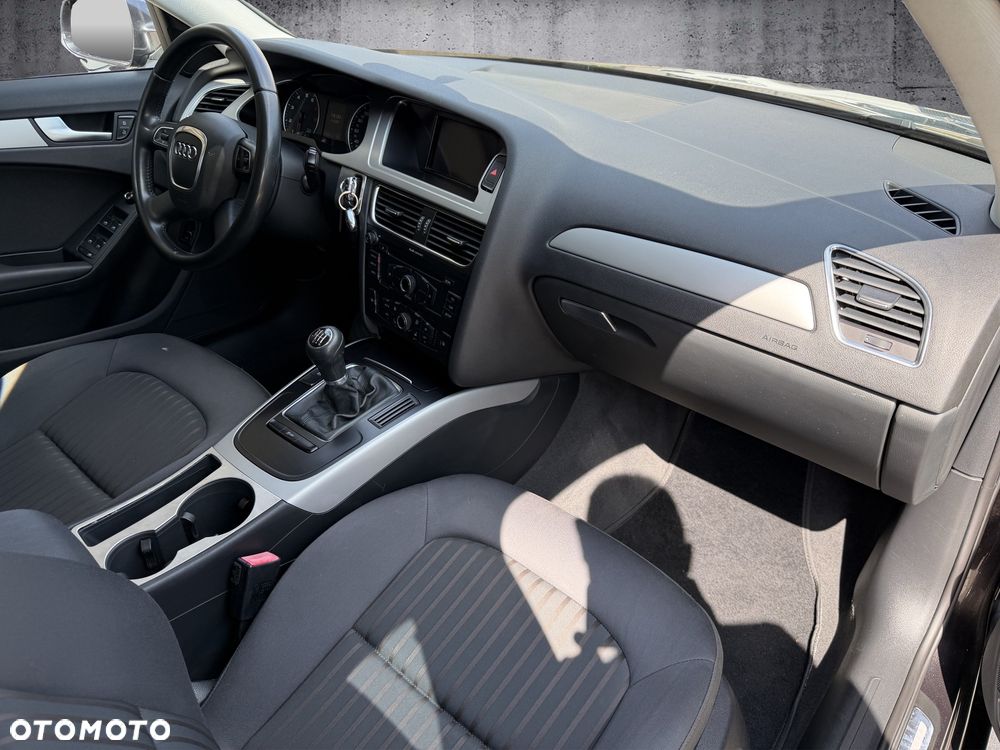 Audi A4 Limousine 1.8 TFSI Ambiente - 10