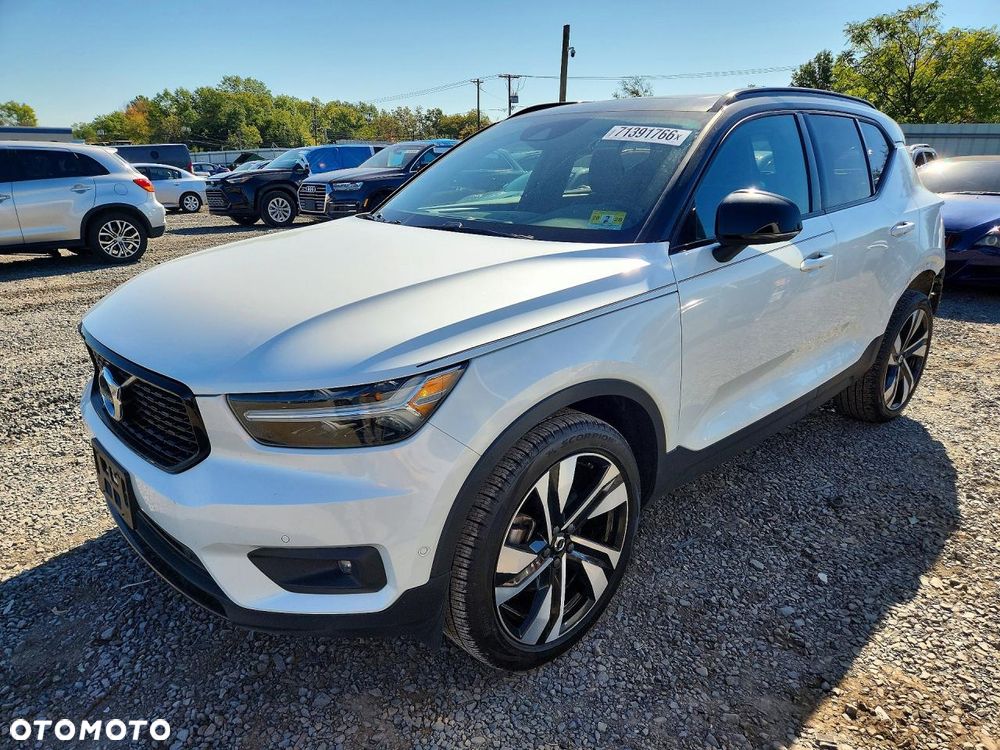 Volvo XC 40 T5 AWD Geartronic R-Design - 2