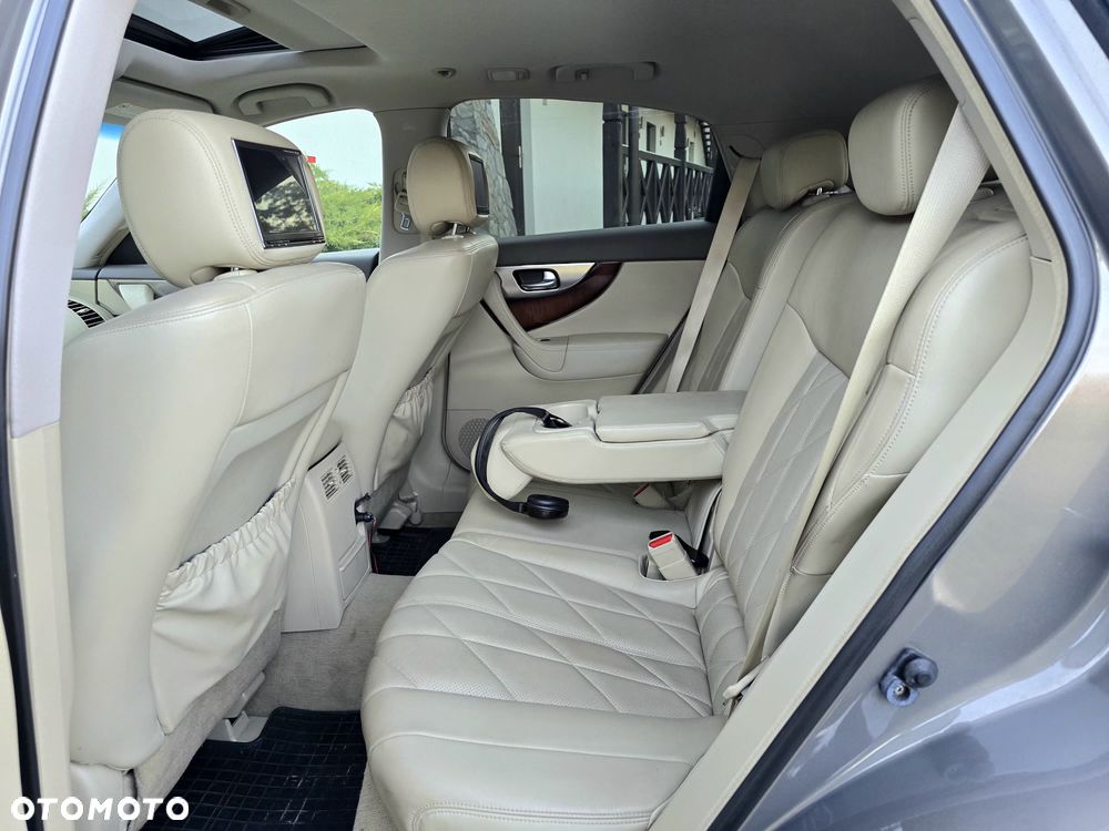 Infiniti FX FX50 S Premium - 11