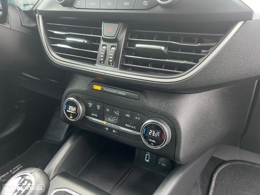 Ford Focus SW 1.5 TDCi EcoBlue Business - 7