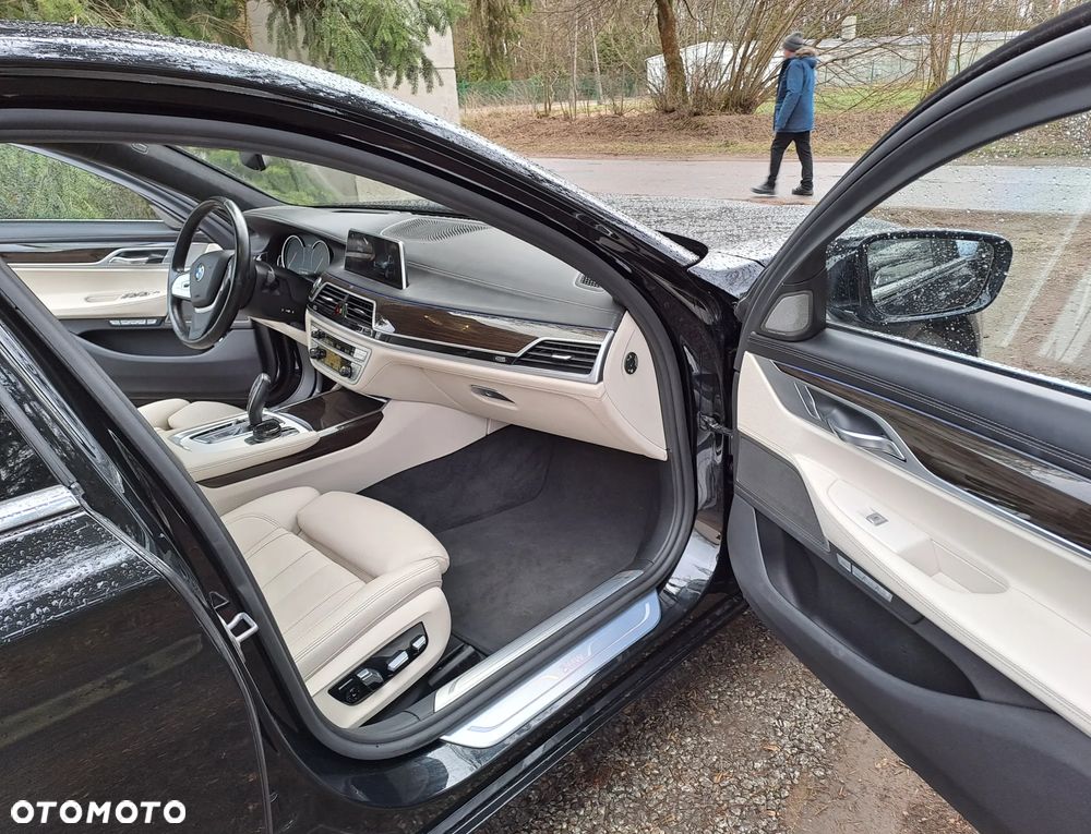 BMW Seria 7 740d xDrive - 3