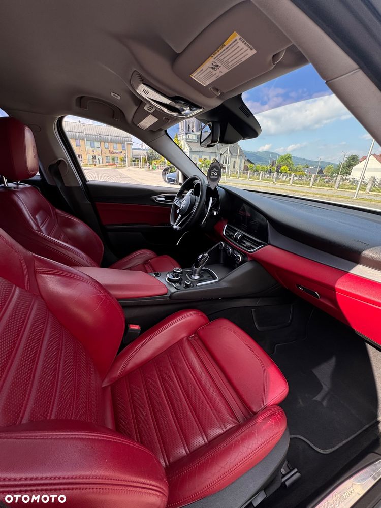 Alfa Romeo Giulia 2.0 Turbo Veloce TI Q4 - 38
