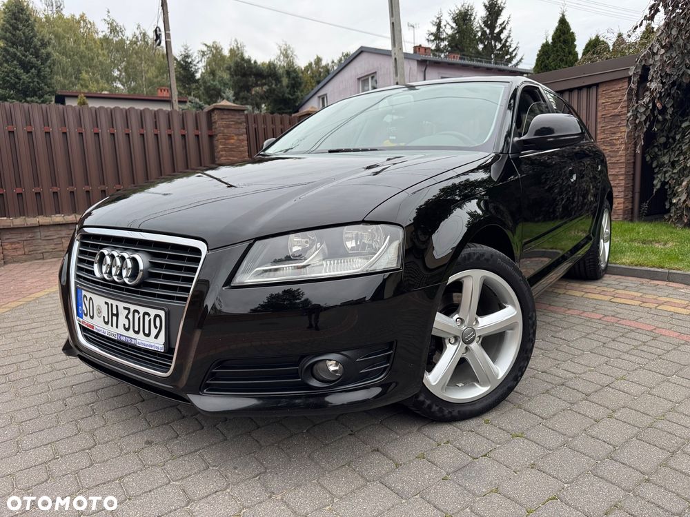 Audi A3 Sportback - 1