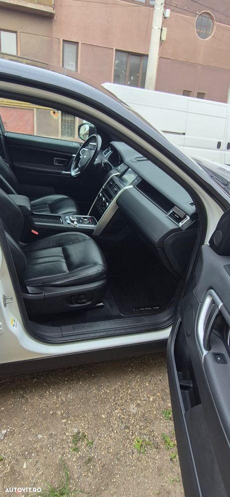 Land Rover Discovery Sport - 7