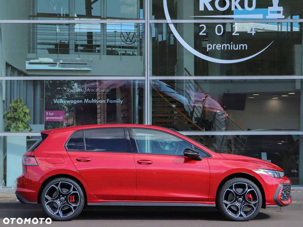 Volkswagen Golf - 5