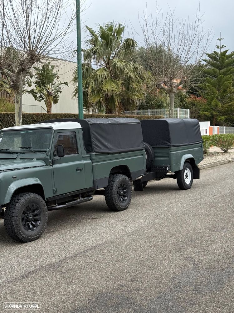 Land Rover Defender 110 SE - 43