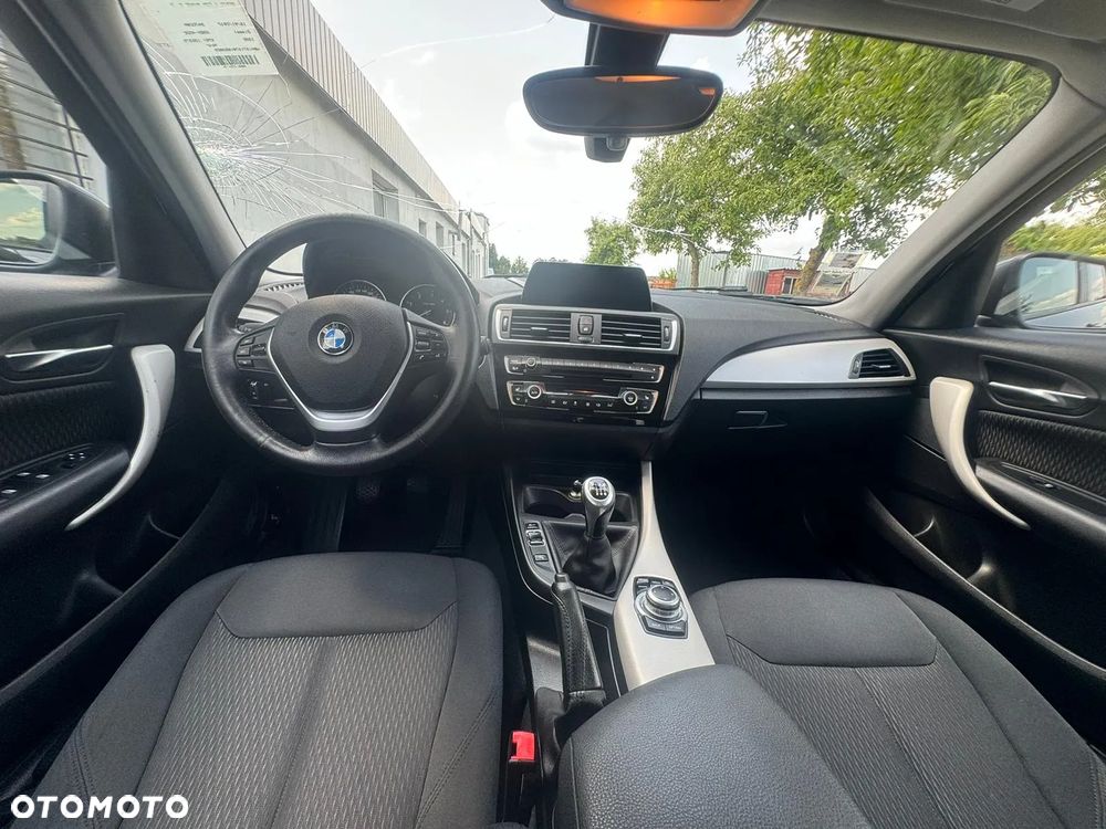 BMW Seria 1 - 15