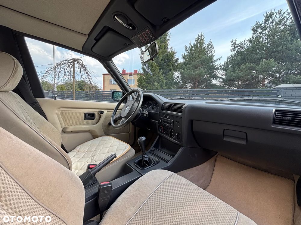 BMW Seria 3 - 12