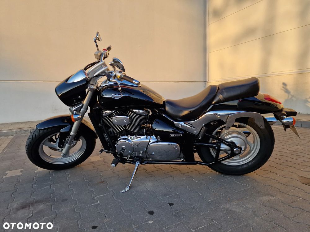 Suzuki Intruder - 7