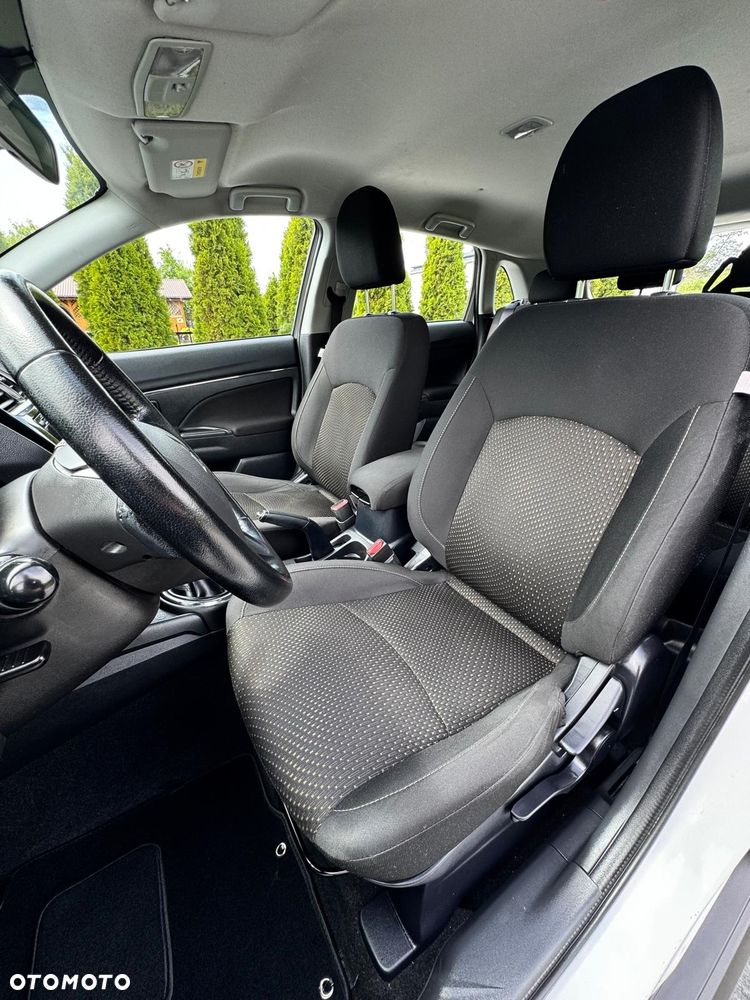 Mitsubishi ASX 1.8 DID Invite 4WD AS&G - 21